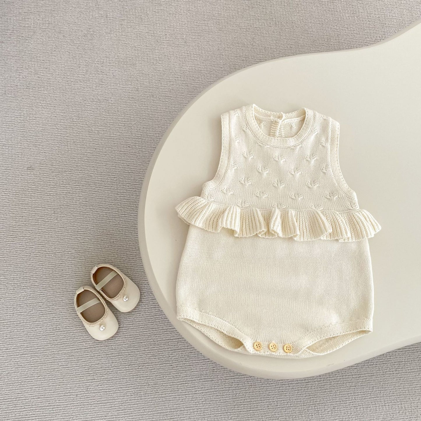 Baby Girl's Ruffle Vest Cute Fashionable Knitted Jacket All-matching Romper