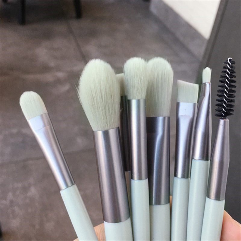8 pièces/paquet ensemble de pinceaux de maquillage professionnel fard à joues doux pinceau fard à paupières Mini taille correcteur pinceaux applicateurs cosmétiques portables
