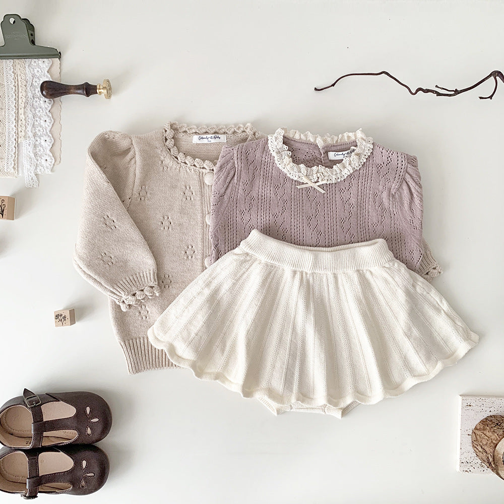 Girls' Hand Crocheting Round Neck Cardigan Thickened Sweater